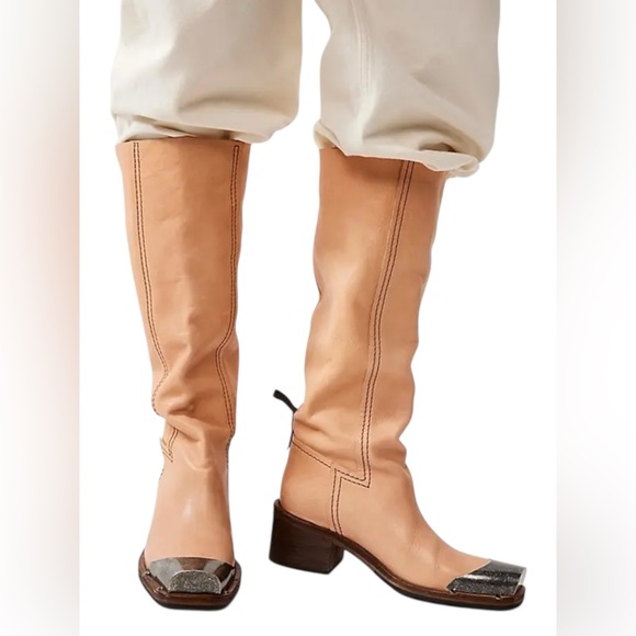 🆕 WE THE FREEBEAU TALL RIDER BOOTFAWNSZ: 9